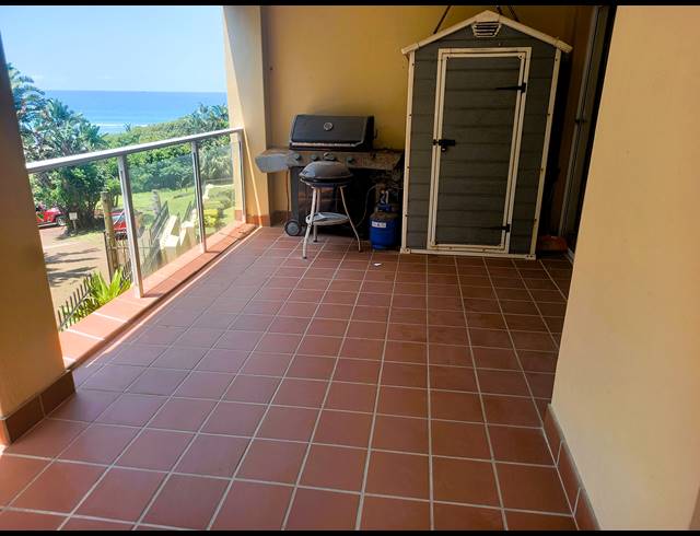 3 bed property for sale in ILLOVO BEACH